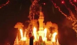 奇葩楼顶放烟花爆料视频,一场视觉盛宴的意外曝光