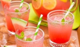 爆料西瓜小方杯做法视频,夏日清凉饮品制作秘籍大公开