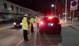 爆料新闻交警怎么处理,严格调查，公正处理