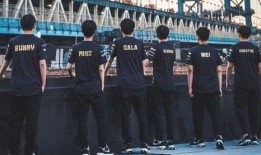 涵艺爆料fpx冰岛视频,涵艺独家爆料，揭秘战队幕后故事