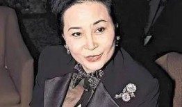 何超莲最新爆料辟谣视频,揭秘真相背后的真相