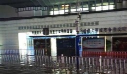 网友爆料桂林火车站视频,桂林火车站惊现壮观一幕！网友视频曝光...