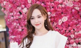 娱乐爆料孟佳简介图片,娱乐爆料中的璀璨星光