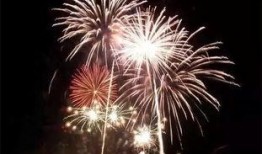 娱乐吃瓜酱白天烟花,娱乐吃瓜酱带你领略白天的烟花盛宴