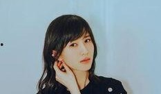 娱乐吃瓜酱直球式直播,娱乐吃瓜酱直播揭秘娱乐圈幕后真相