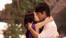 电视剧小妹爆料视频播放,揭秘电视剧幕后精彩瞬间