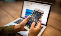 《外出》手机在线观看,跟随主人公踏上心灵之旅