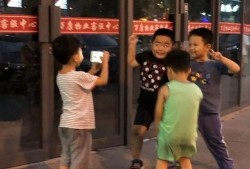 娱乐吃瓜头像男生图片,揭秘娱乐圈男星吃瓜瞬间