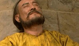 新闻爆料诈骗犯被抓视频,警方曝光抓捕全过程